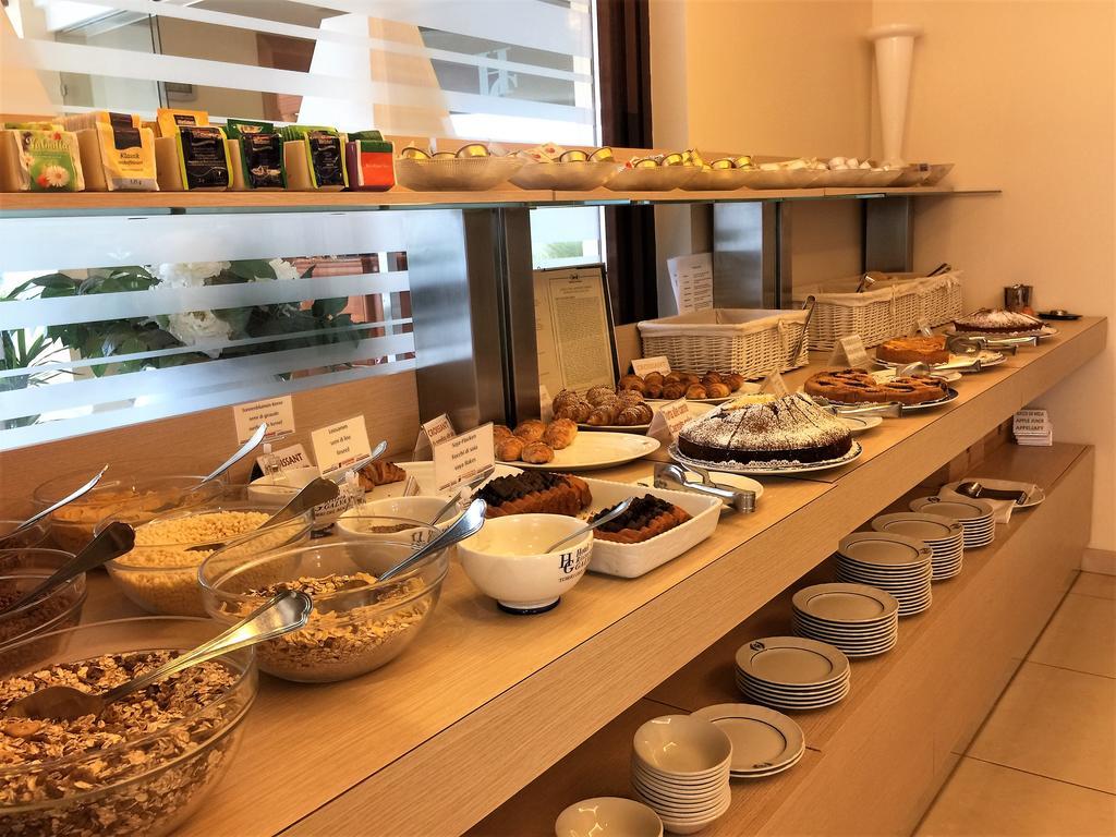 Hotel Galvani Torri Del Benaco Ngoại thất bức ảnh